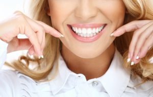 Chipped, yellow and dull. Change that smile with a cosmetic dentistry consultation from dentist in Park Slope, Dr. Frank Sapienza. Read details here.